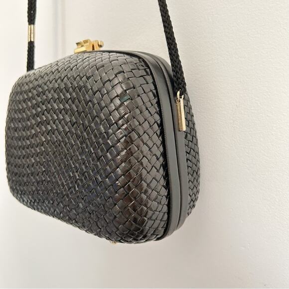 Mantessa Woven Crossbody Black - Picture 4 of 9